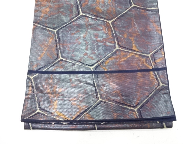  亀甲模様織り出し　袋帯